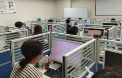 web作成中